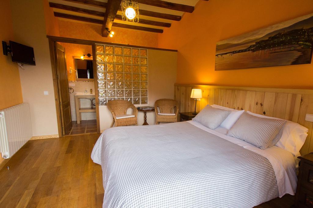Casa Etxalde Guest House Camprodon Room photo